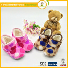 2015 hohe Qualität niedrigen Preis der neugeborenen die wärmsten Winter Baby Stiefel von 0-8mos